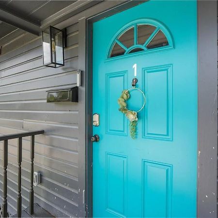 Cozy Two Bedroom Home Minutes From Downtown! ヒューストン エクステリア 写真