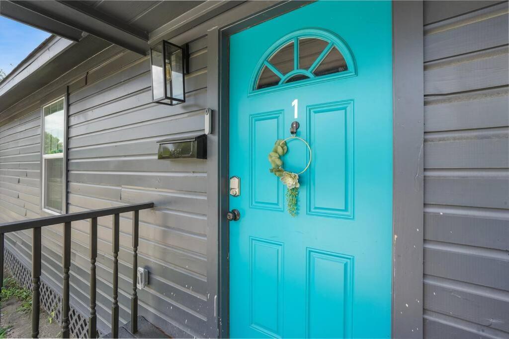 Cozy Two Bedroom Home Minutes From Downtown! ヒューストン エクステリア 写真